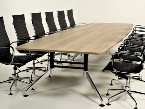 Grote bootvormige vergadertafel SIGN 440x140 cm Grote bootvormige vergadertafel SIGN 440x140 cm